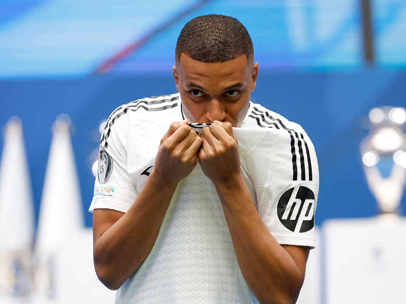 Kao navijač Real Madrida, i nadam se i brinem za Mbappéovu budućnost